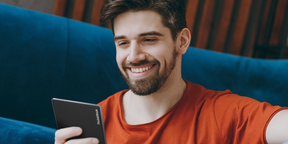 PocketBook Verse Pro Color: superkompakt e-läsare med färgskärm E Ink Kaleido™ 3 